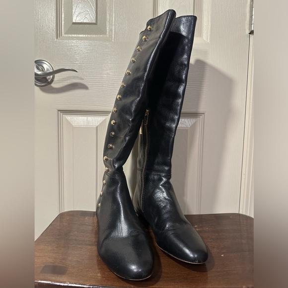♦️ Michael Kors Black knee high leather boots with gold studs size 5.5 - Picture 3 of 16